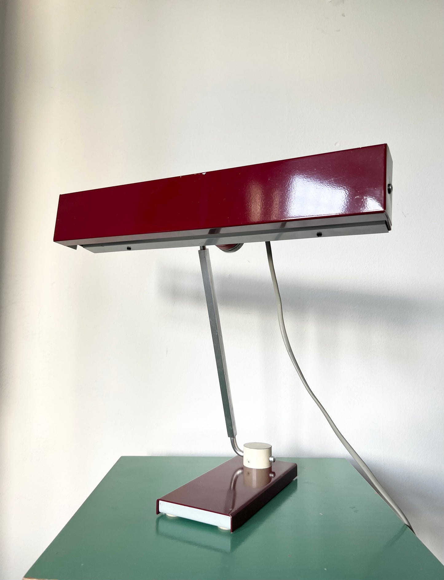 Mid Century Burgundy Red Space Age Desk lamp