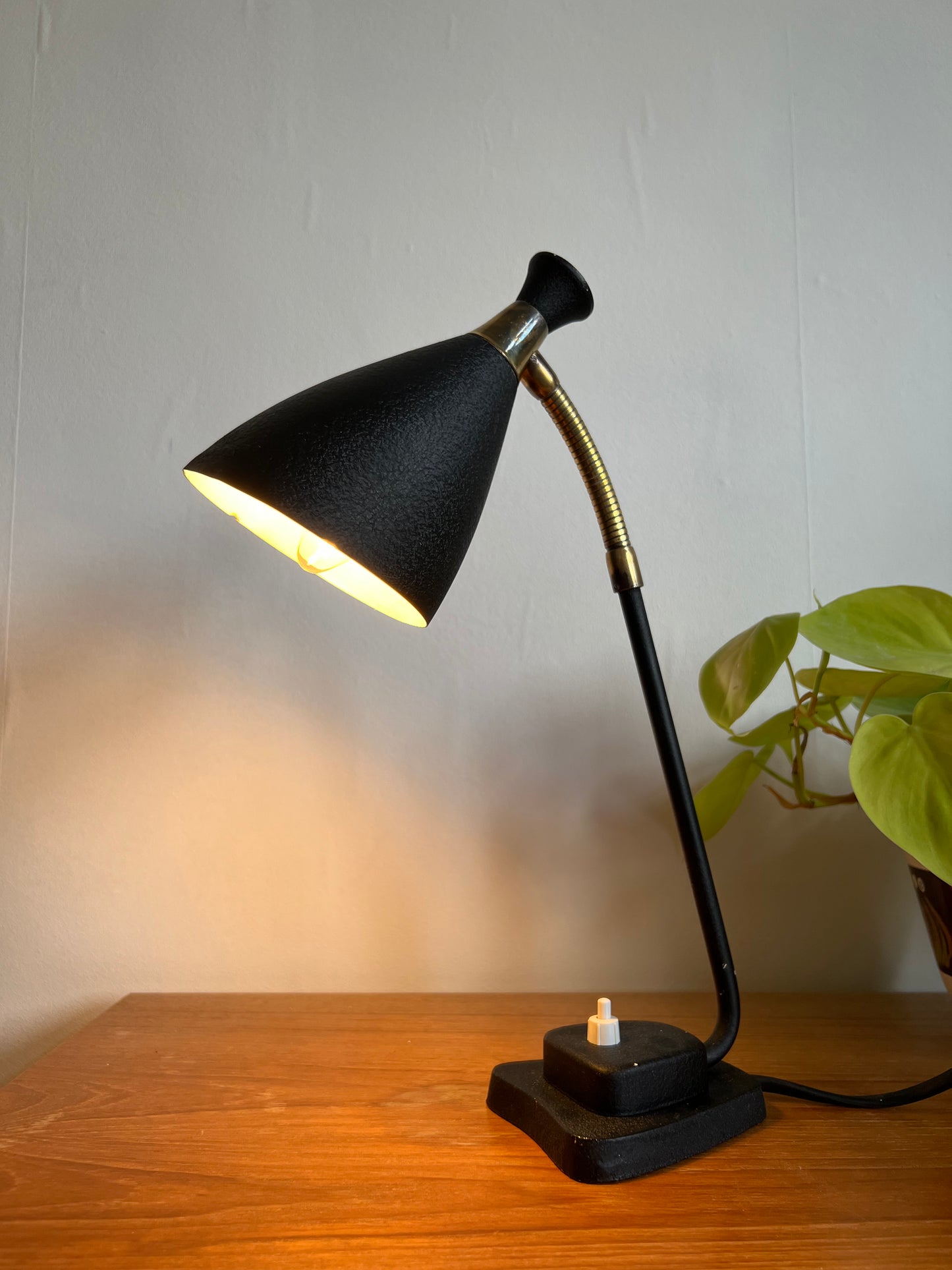 Mid Century Black & Brass Diabolo Desk Lamp