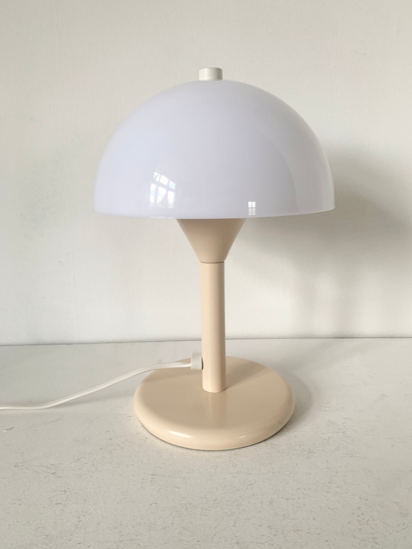 Mid Century 70's Mushroom Lamp