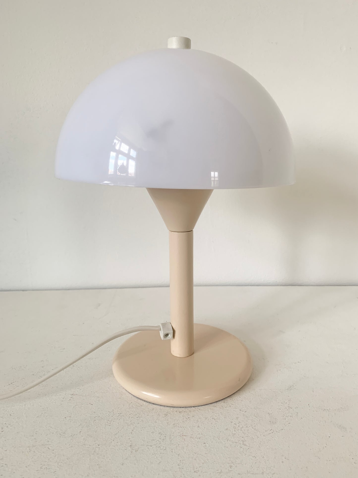 Mid Century 70's Mushroom Lamp