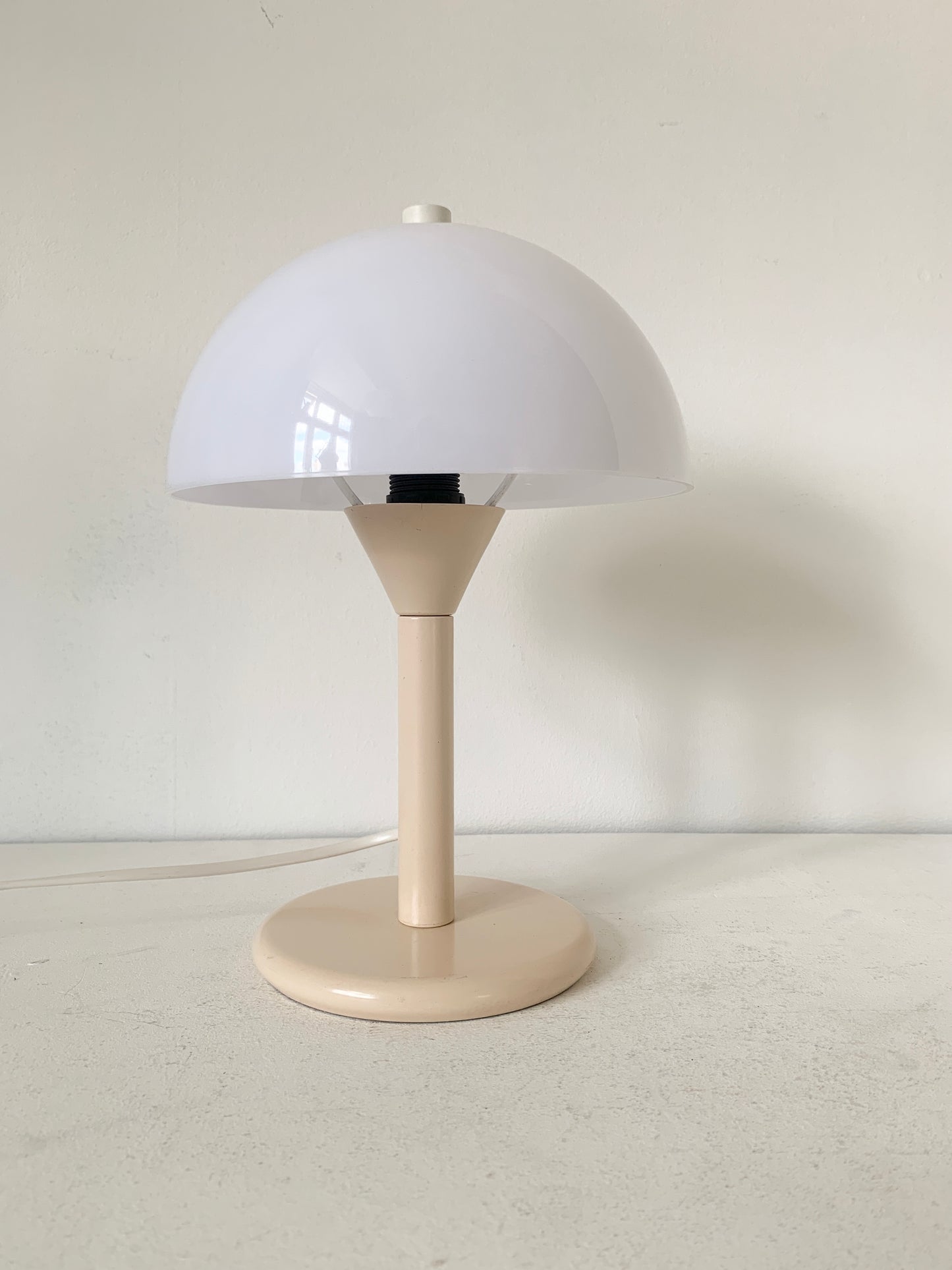 Mid Century 70's Mushroom Lamp