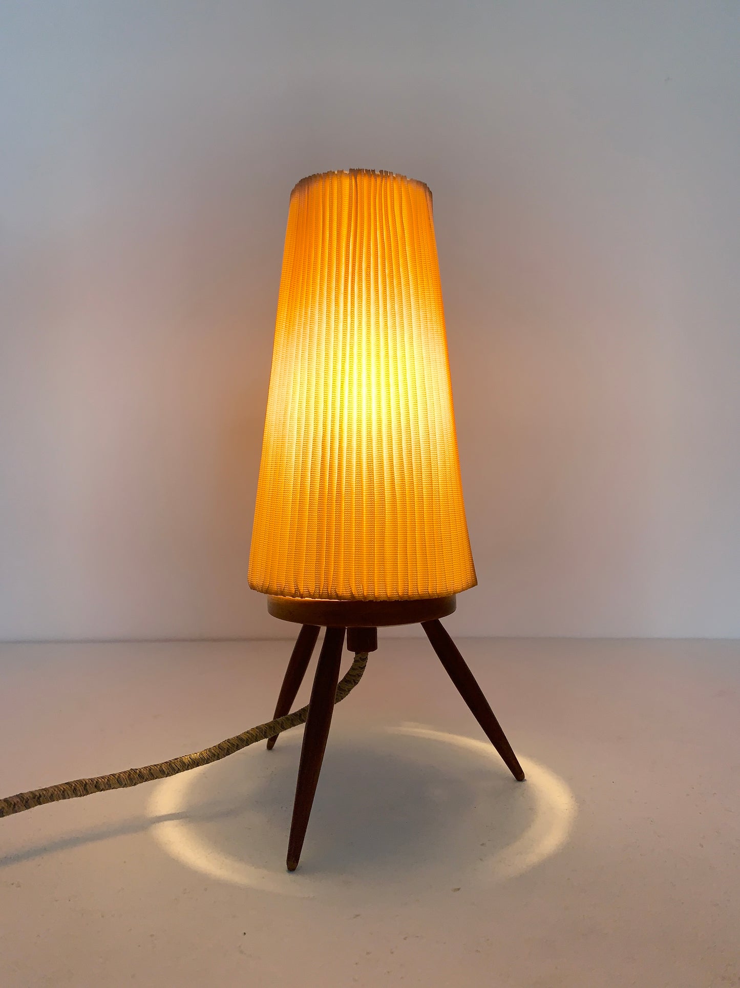 Vintage 70's Rocket/Tripod Bedside Lamp