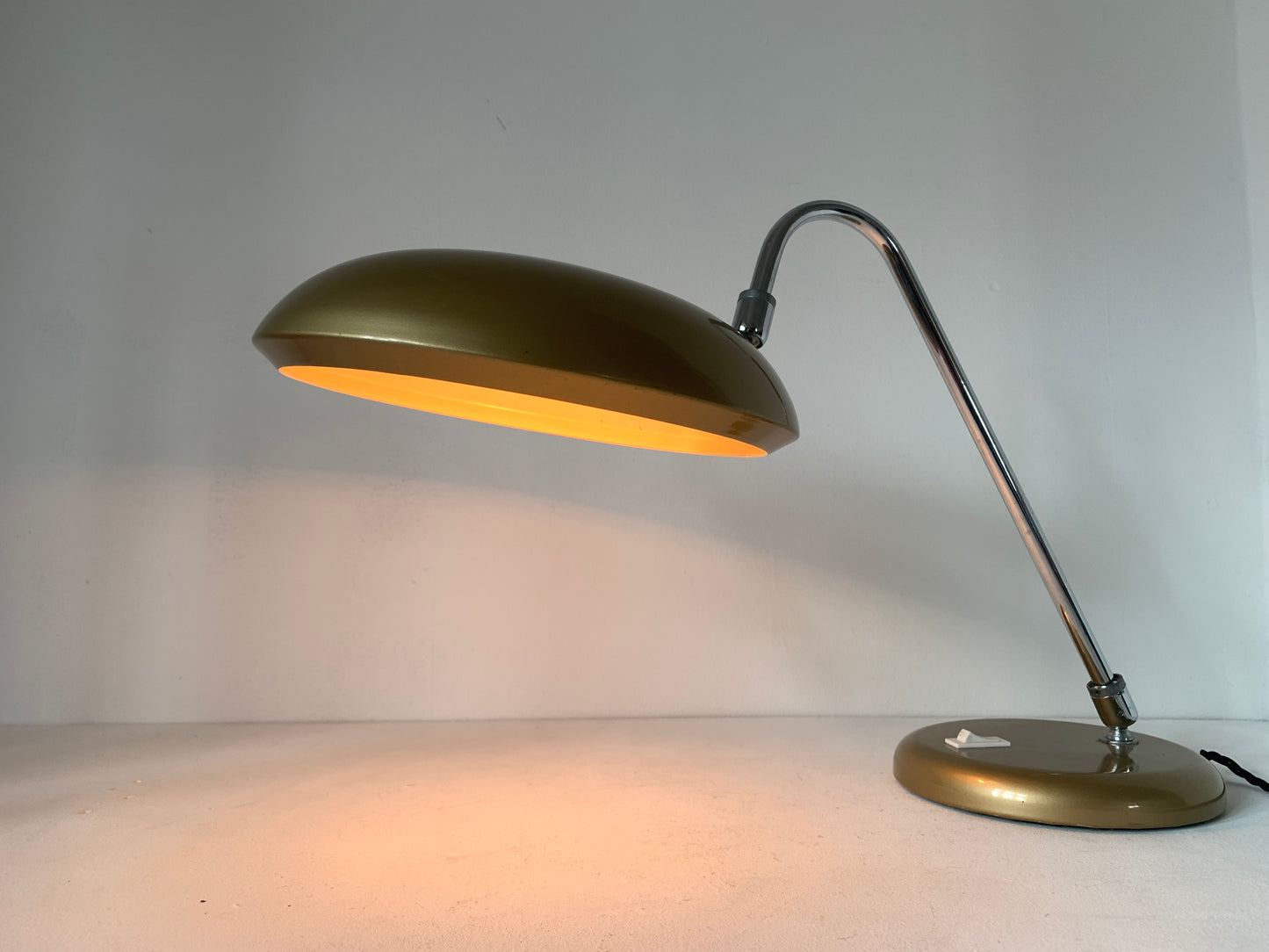 Cisne Table Lamp by Lupela