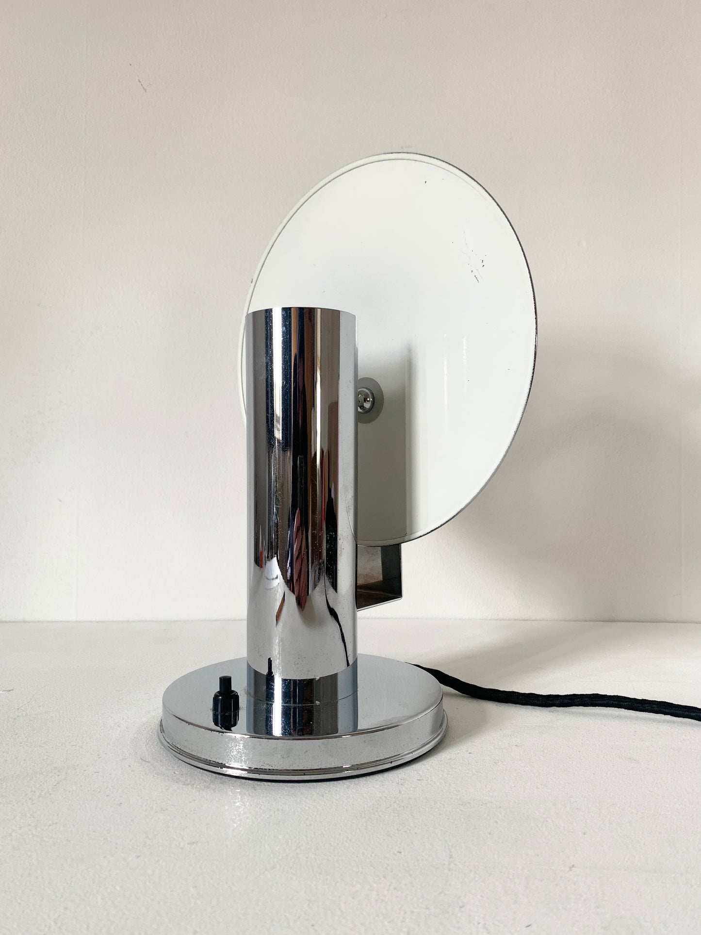 De Stijl Bedside Lamp GISO 36 Chr Produced by Technolumen