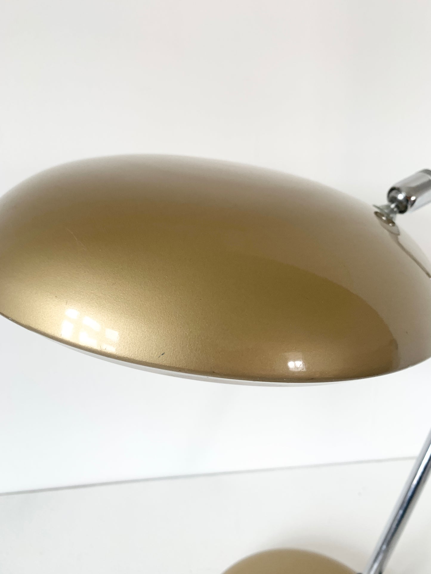 Cisne Table Lamp by Lupela