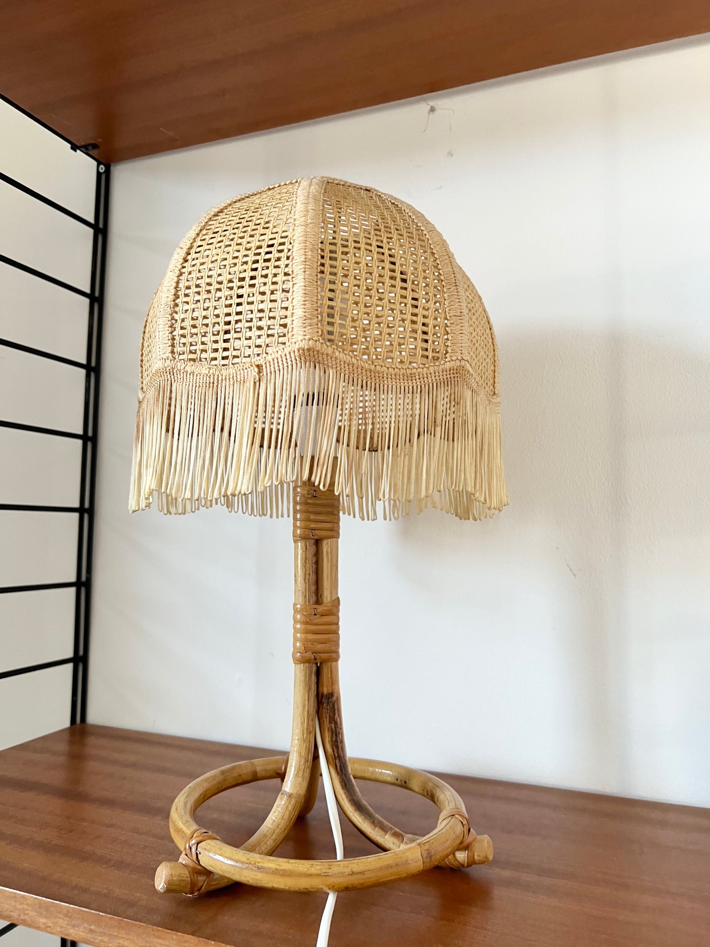 Mid Century 70s Rattan & Bamboo Table lamp