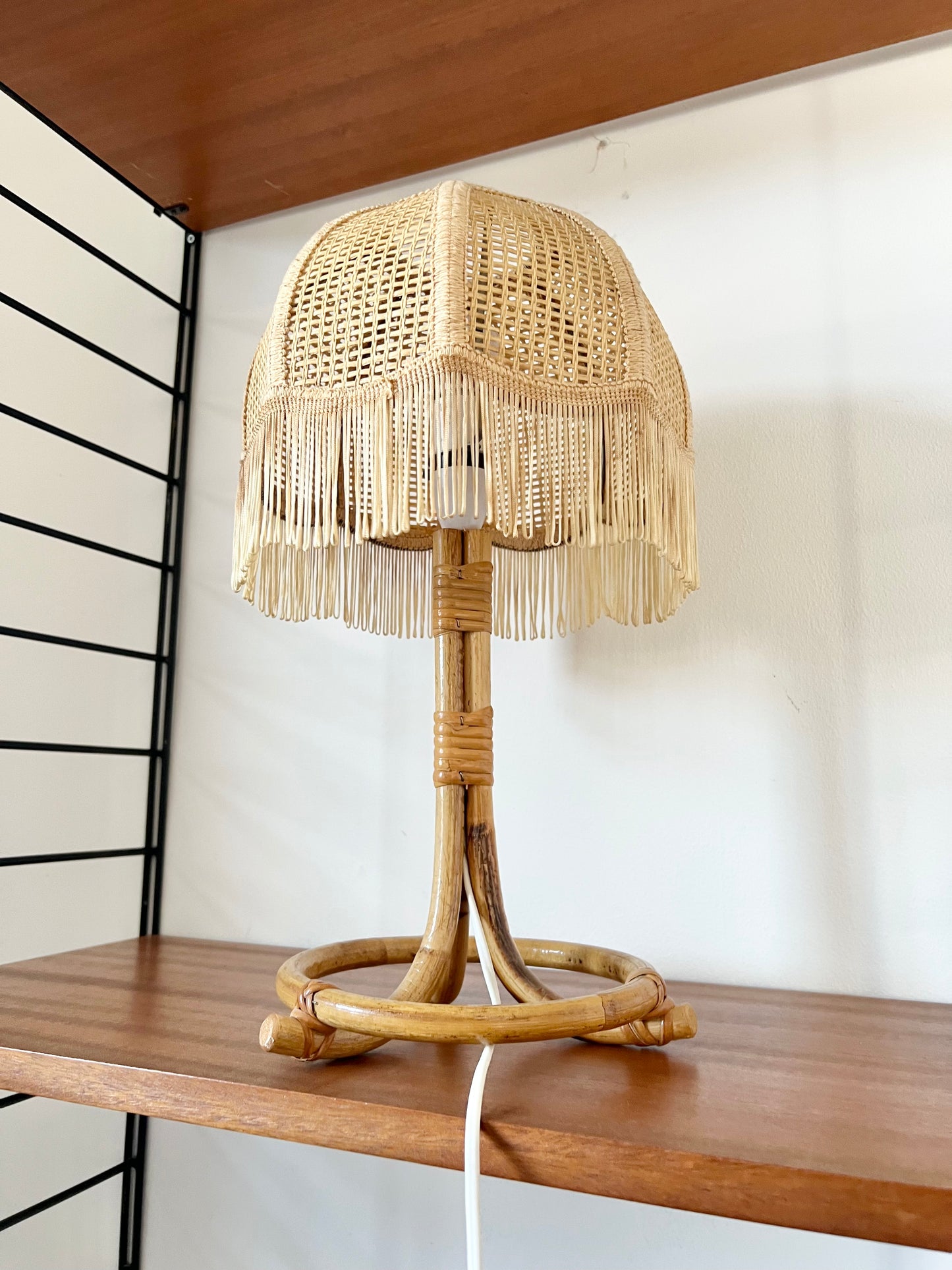 Mid Century 70s Rattan & Bamboo Table lamp