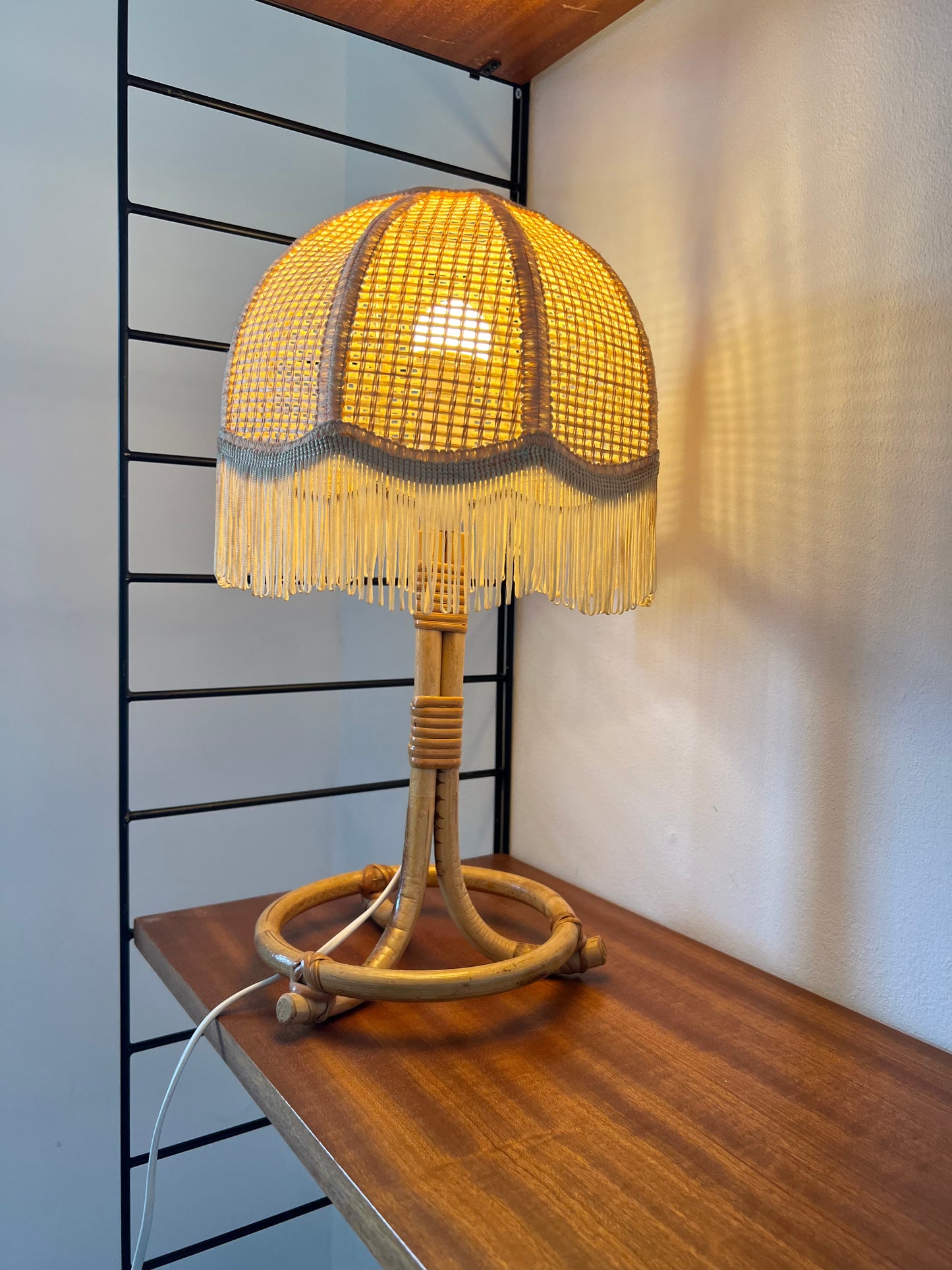 Mid Century 70s Rattan & Bamboo Table lamp