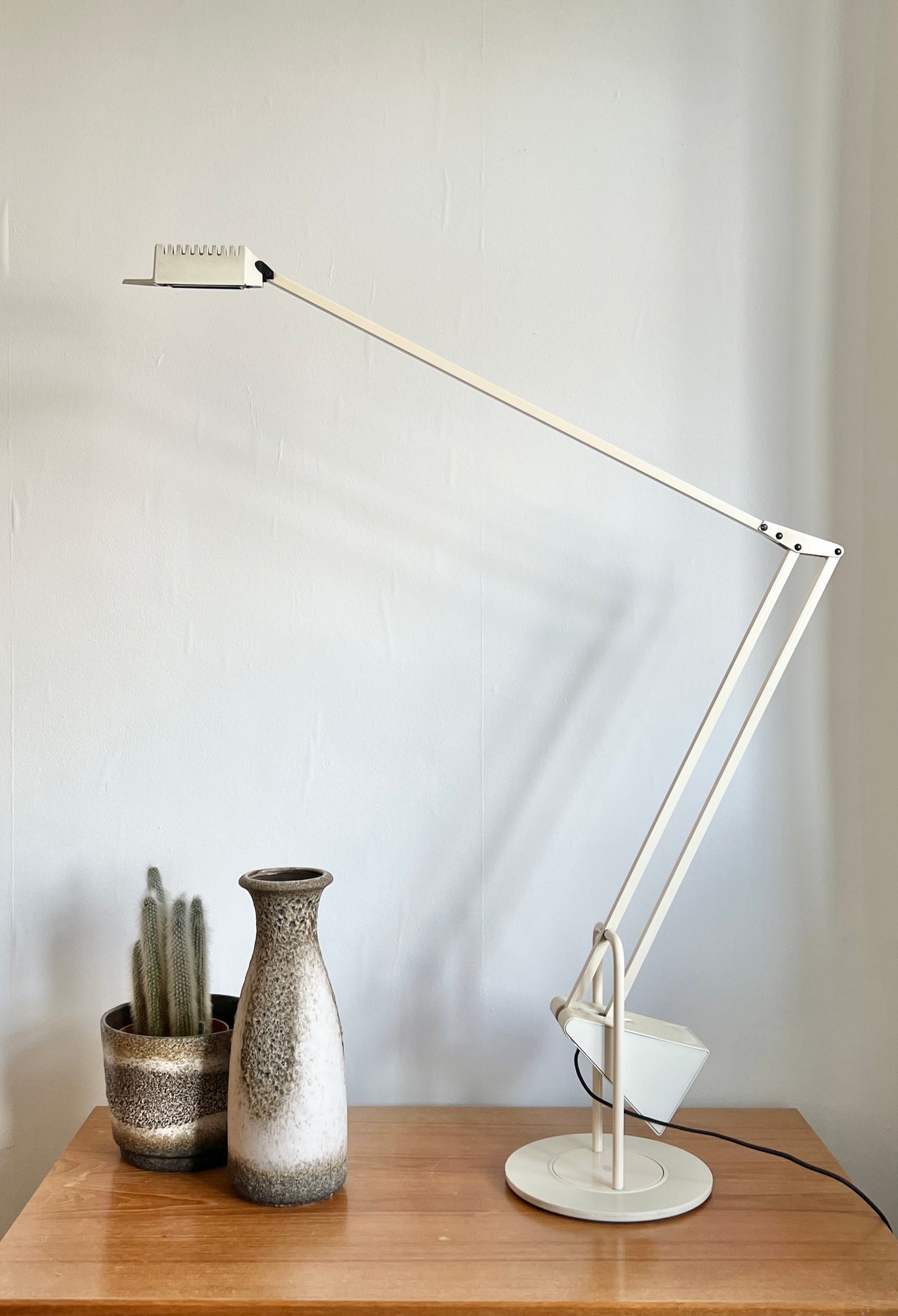 ‘Flamingo’ counterweight table / floor lamp by Fridolin Naef for Luxo