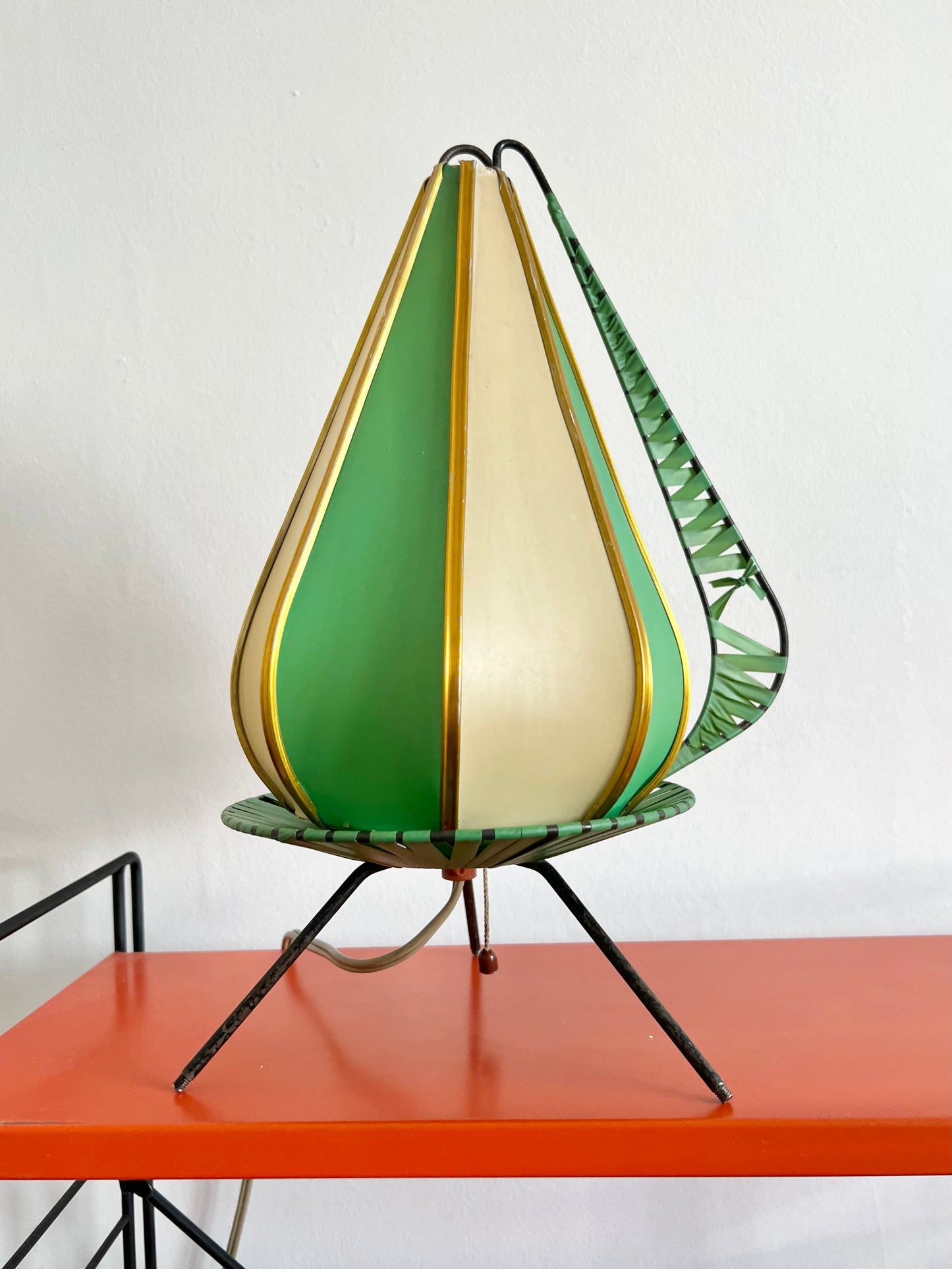 Mid Century Tripod Table Lamp