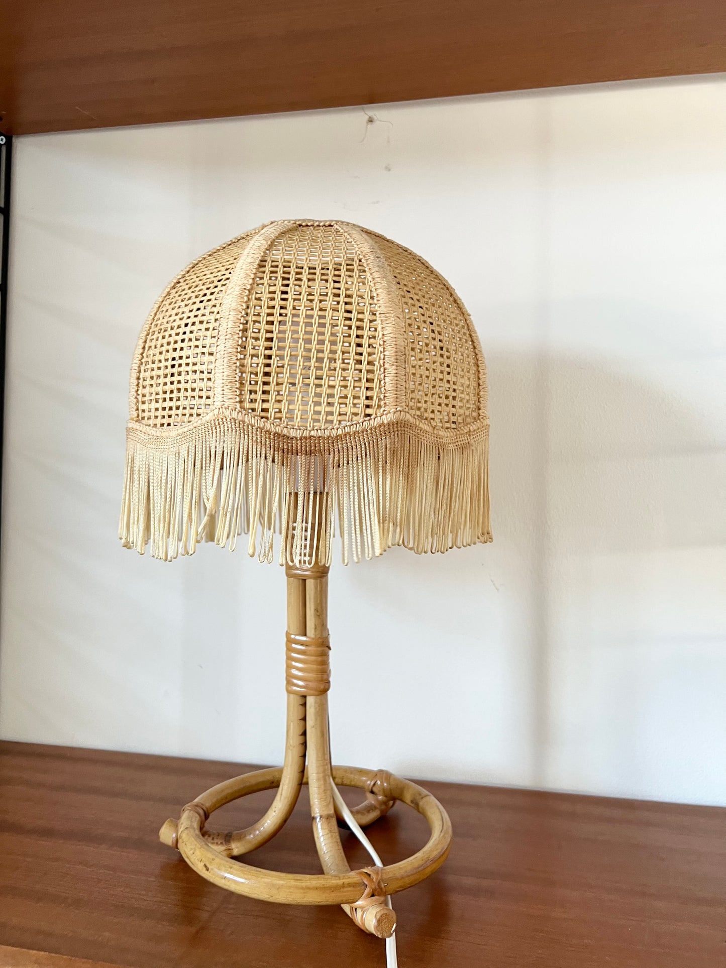 Mid Century 70s Rattan & Bamboo Table lamp